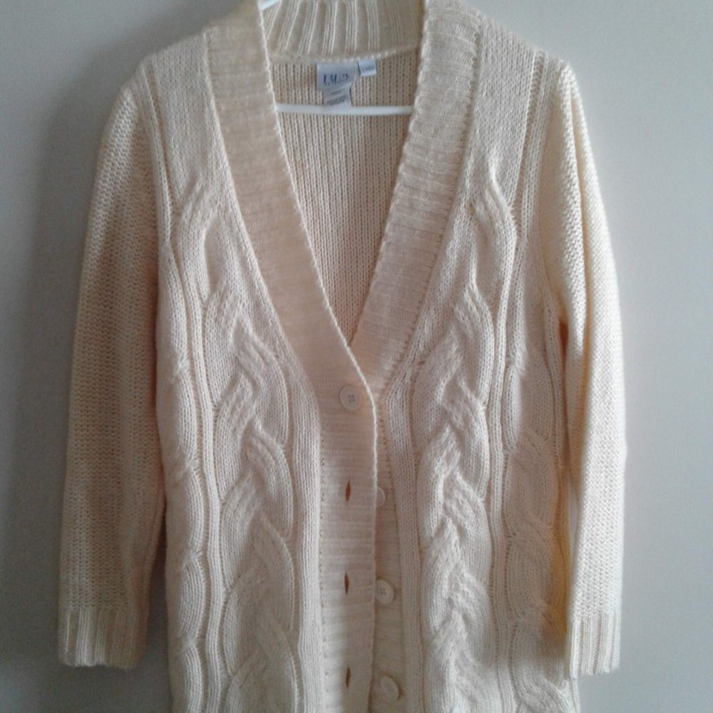 Ladies Soft BFA Classic Sweater Size   Medium Petite